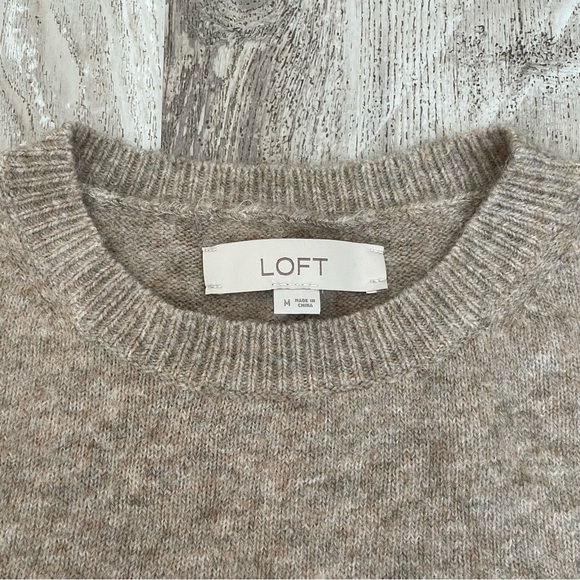 Loft Women’s Cold Shoulder Sweater Brown Tan Marled Ruffle M - Picture 2 of 5